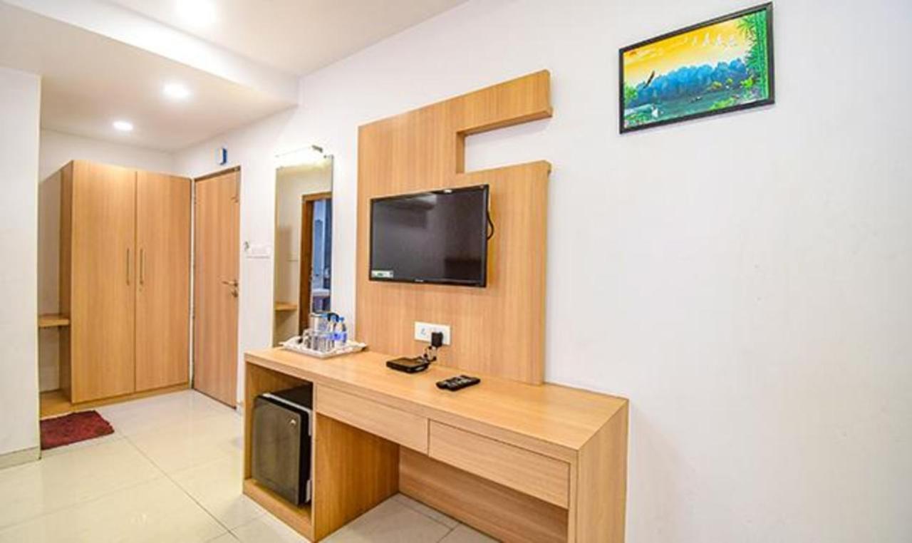 Fabhotel Stay Inn International - Nr Sealdah Station Kolkata Exterior photo